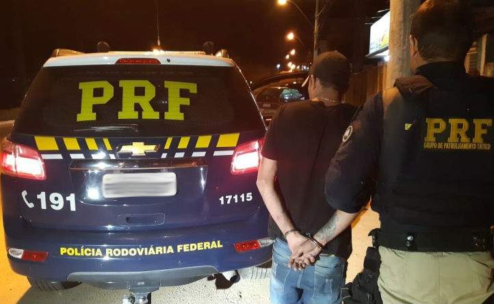 Três condutores são flagrados dirigindo embriagados na BR 262 durante o