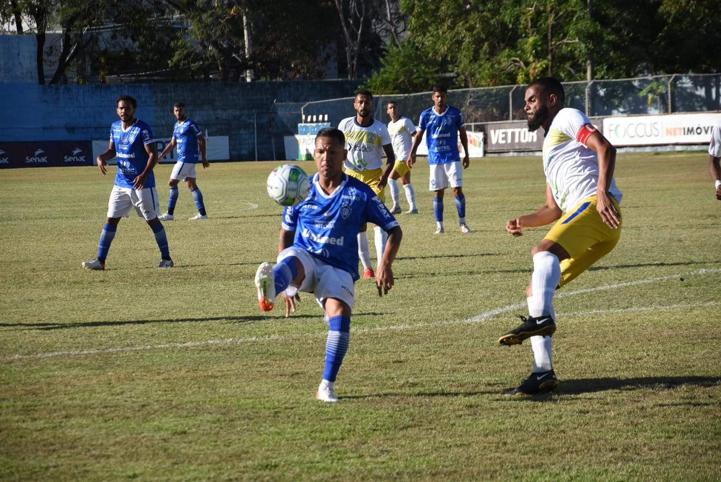 Vitória goleia o GEL no Salvador Costa e se mantém 100 na Copa