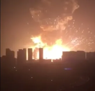 Explosões gigantes deixam rastro de destruição e dezenas de mortos e feridos na China