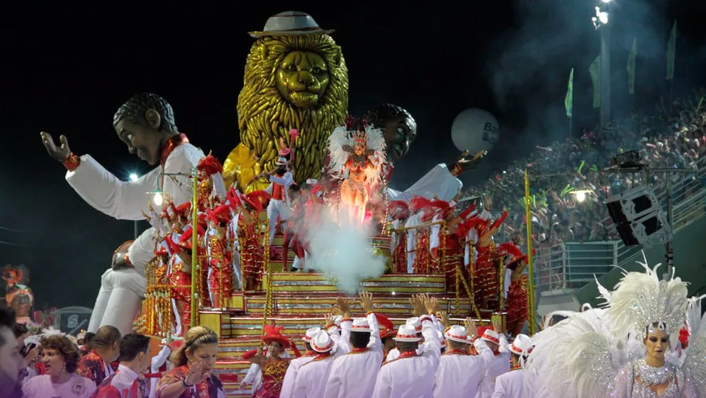 Show com samba para premiar os melhores do carnaval de Vitória nesta terça-feira