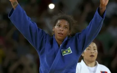 Rafaela Silva conquista primeira medalha de ouro para o Brasil