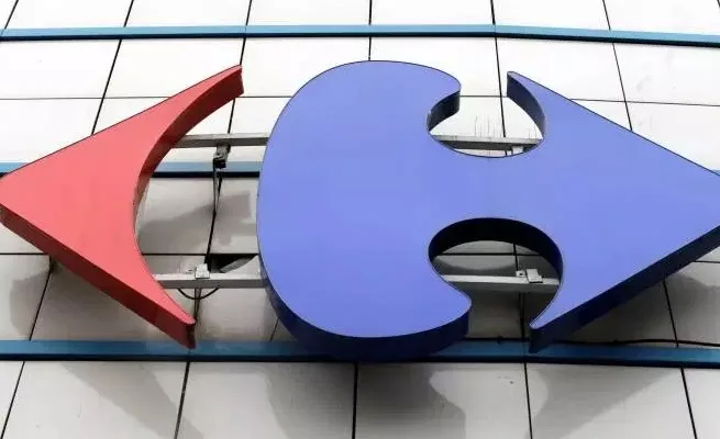 Carrefour chega a 53 mil contratados do programa Bolsa Família