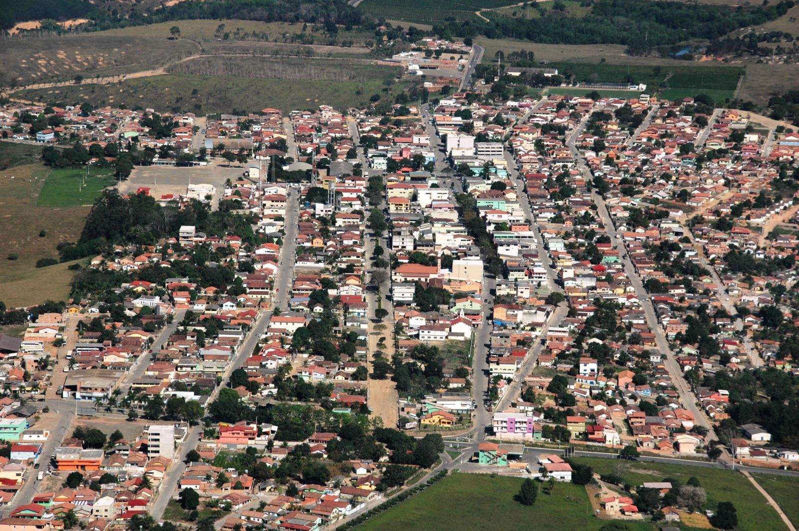 Produtor rural atira e mata suspeitos de invadir propriedade no interior do Espírito Santo