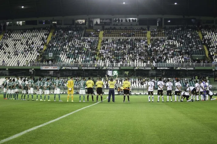 Nas súmulas, árbitros relatam próprio protesto antes dos jogos do Brasileirão