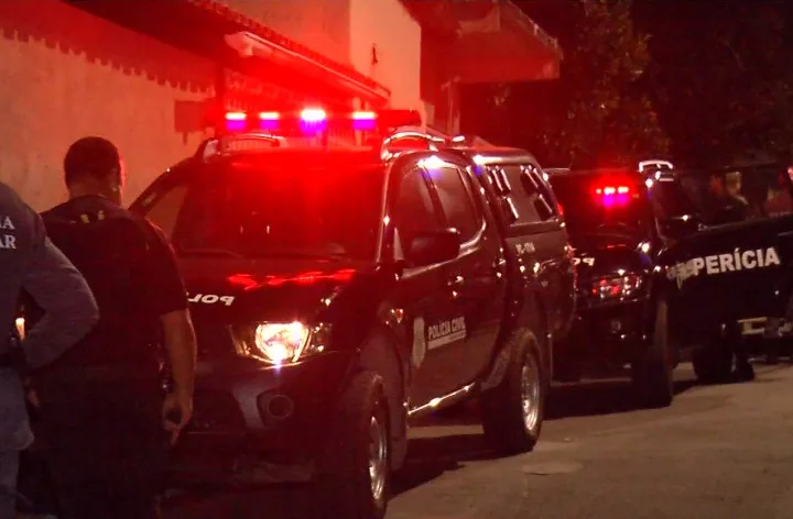 Homem é assassinado em escadaria de Vitória Homem é assassinado em escadaria de Vitória