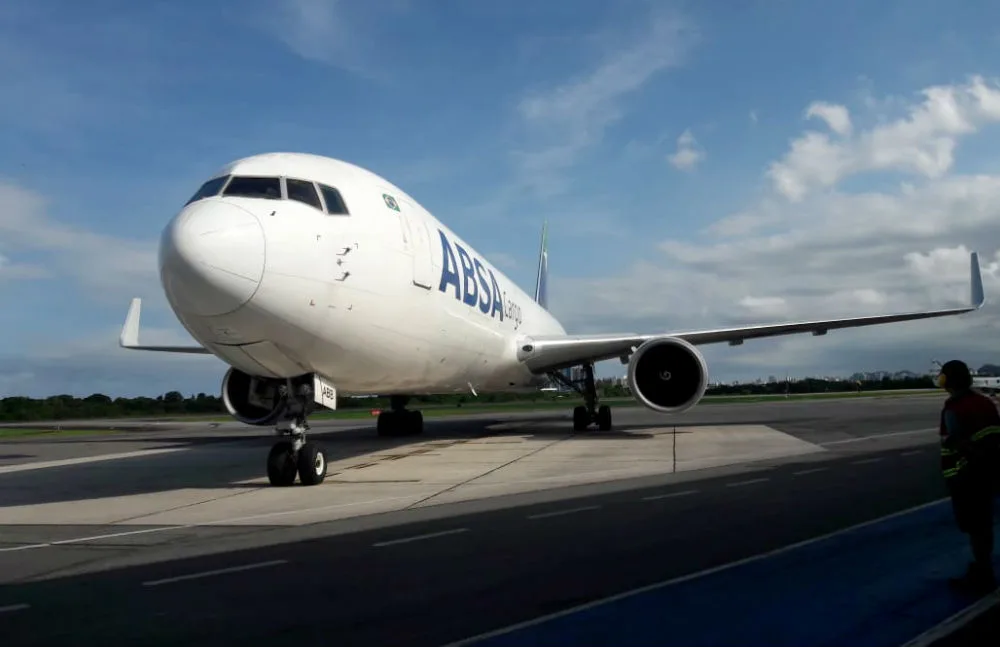 Aeroporto de Vitória tem novo voo de transporte de cargas para os Estados Unidos