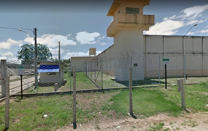 Três detentos fogem de presídio em Aracruz