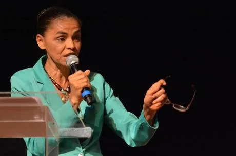 A candidata à Presidência da República, Marina Silva participa de debate “Visões do Futuro”, na Firjan, centro do Rio de Janeiro (RJ), nesta sexta-feira (12).