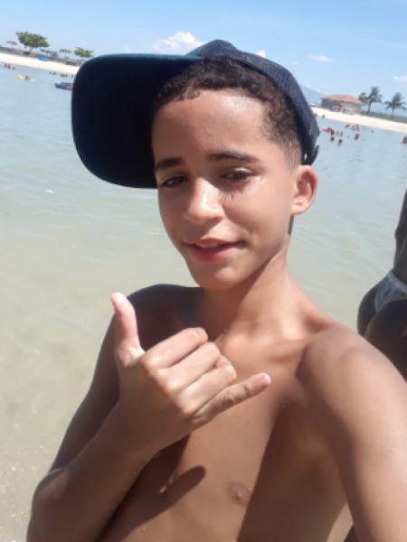 Menino de 12 anos morre após ser baleado no Rio de Janeiro