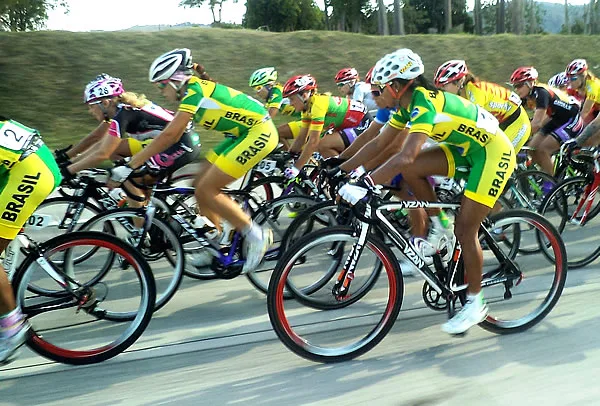 Brasil conquista duas vagas para o ciclismo feminino de estrada no Rio-2106