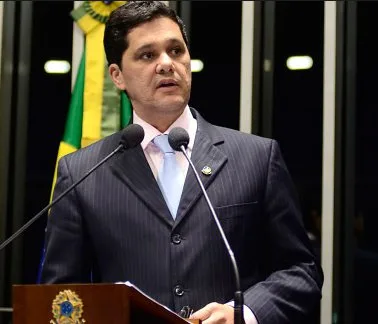 Coordenador da campanha de Aécio Neves no ES lamenta morte de Eduardo Campos