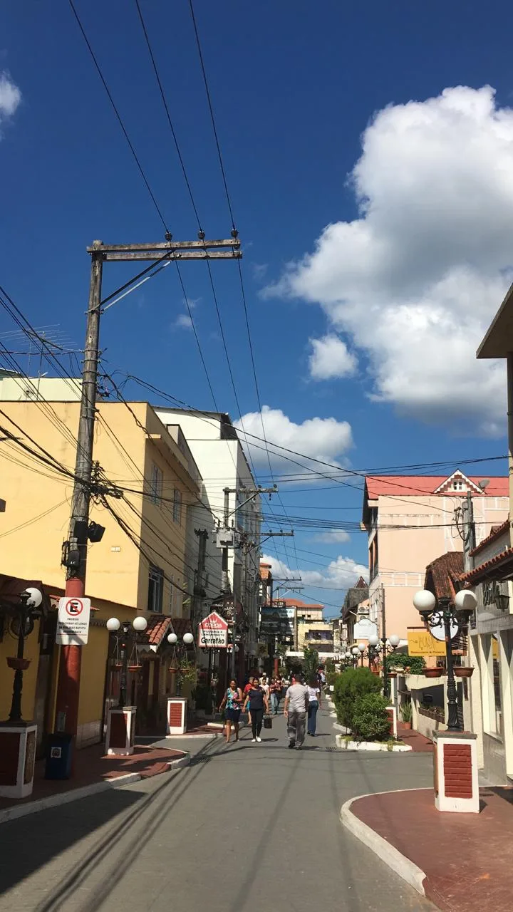 Céu volta a clarear após dias de chuva