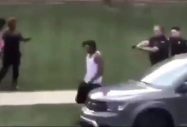 Polícia atira em homem negro em Wisconsin e Estado dos EUA tem noite de protestos
