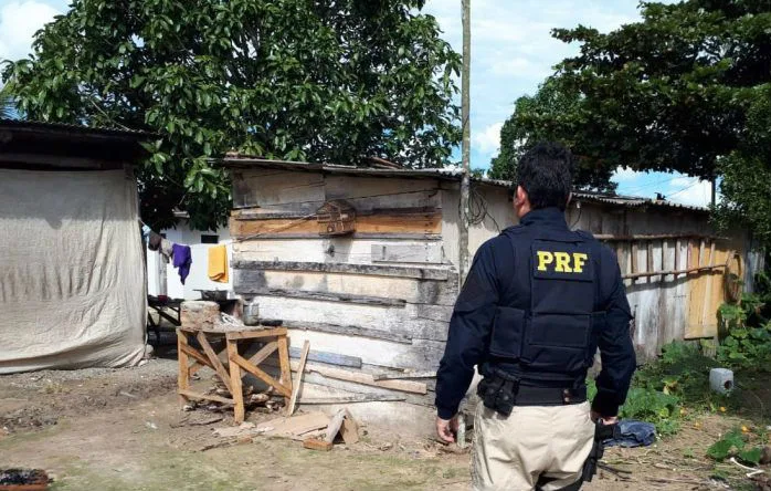 Operação resgata 11 pessoas trabalhando em regime de escravidão em fazenda de Aracruz