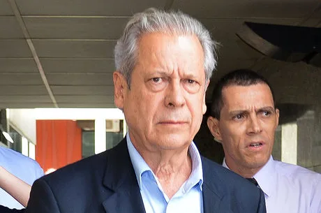 Empresário ligado a Dirceu diz que saques de altos valores pagaram 'lua de mel'