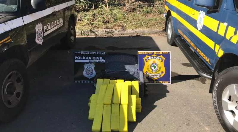 24kg de maconha apreendidos em ônibus vindo de Minas para o ES