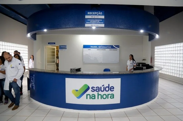 Quase mil unidades de saúde ampliaram o horário de atendimento no país