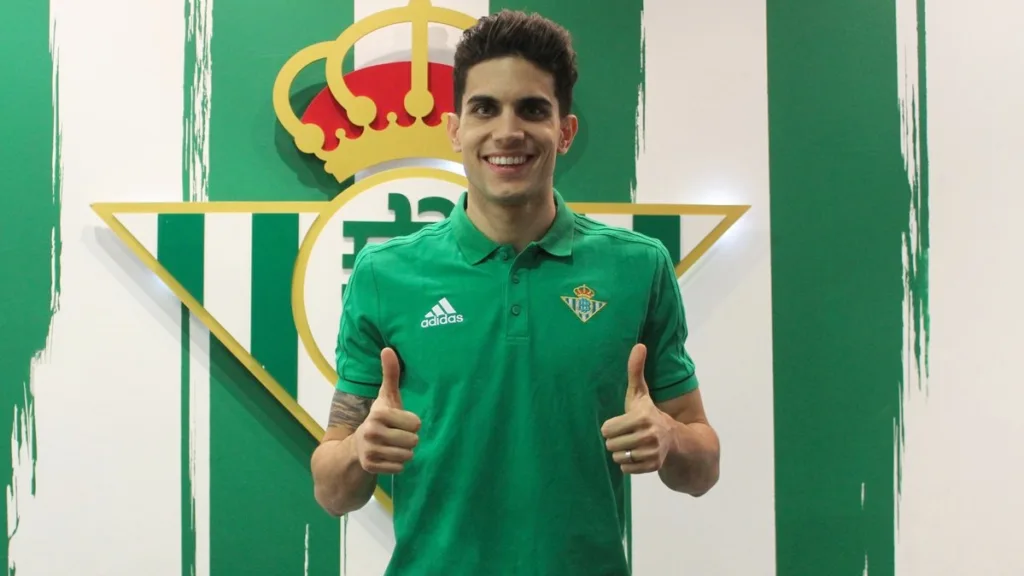 Bartra deixa o Borussia Dortmund e volta à Espanha para defender o Betis