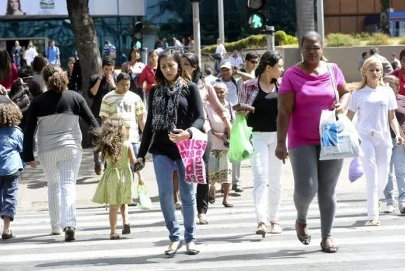 Uma em cada três mulheres é vítima de violência no mundo, mostra OMS