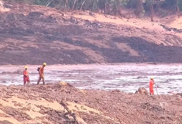 Fraudes e erros tiram 33 da lista de desaparecidos em Brumadinho