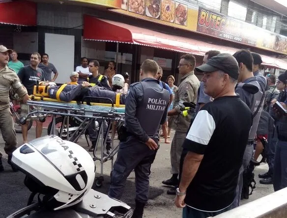 Policial militar fica ferido em acidente com motopatrulha em Vila Velha