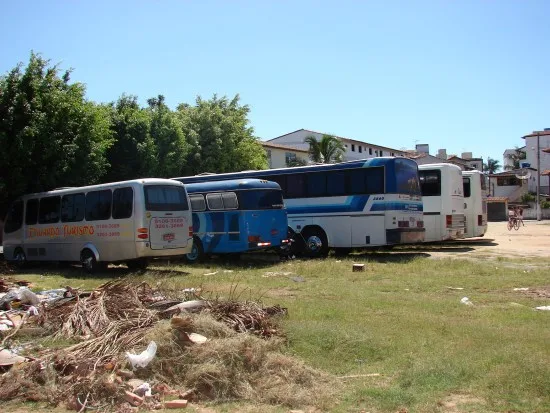 Ônibus de turismo terão que estacionar fora de Guarapari no próximo verão