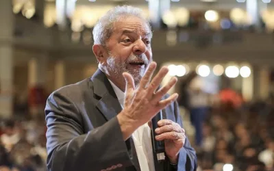 Lula: “a economia a gente resolve amanhã, mas evitar o golpe é hoje”