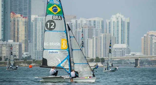 Excluída da corrida olímpica na vela, gaúcha é chamada de última hora para o Pan