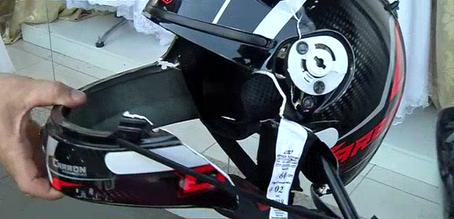 Motociclista morre após bater em calçada na Serra
