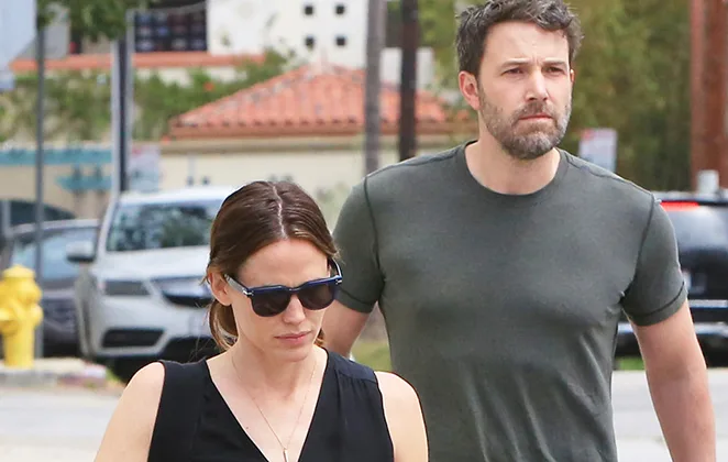 Photo © 2016 x17/The Grosby Group Ben Affleck and Jennifer Garner enjoy another family outing as they attend church with children, Violet, Seraphina, and Samuel.