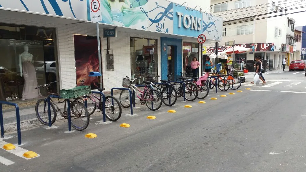 Glória e Centro de Vila Velha vão receber 12 novos bicicletários