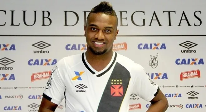 Kelvin é apresentado no Vasco e Eurico projeta mais 2 reforços até segunda-feira