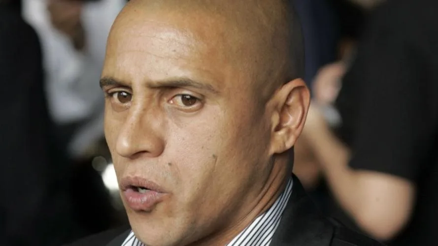 Roberto Carlos relembra derrota na Copa de 1998 e convulsão de Ronaldo: 'Vi meu amigo morto'