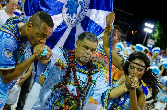 Beija-Flor anuncia saída de Laíla após título e críticas ao comando