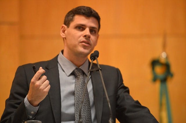 Senador quer depoimento de Bruno Funchal