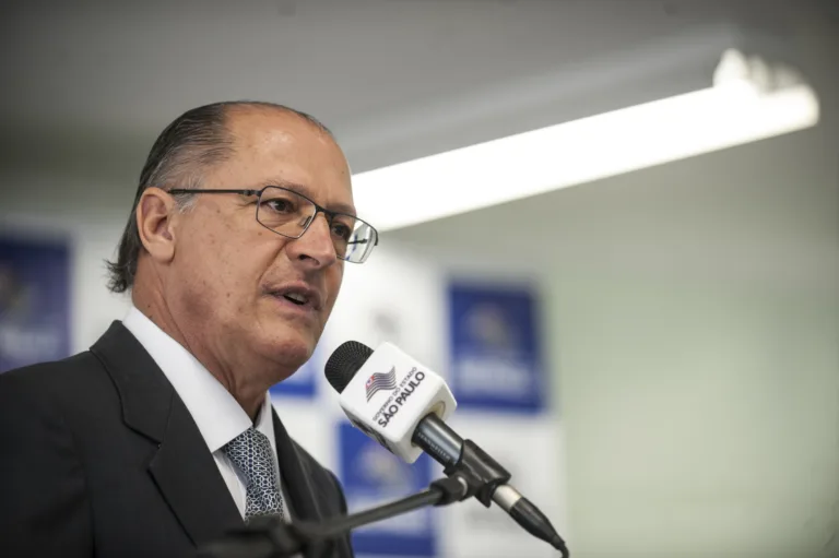 Geraldo Alckmin tenta legalizar terras no Pontal do Paranapanema