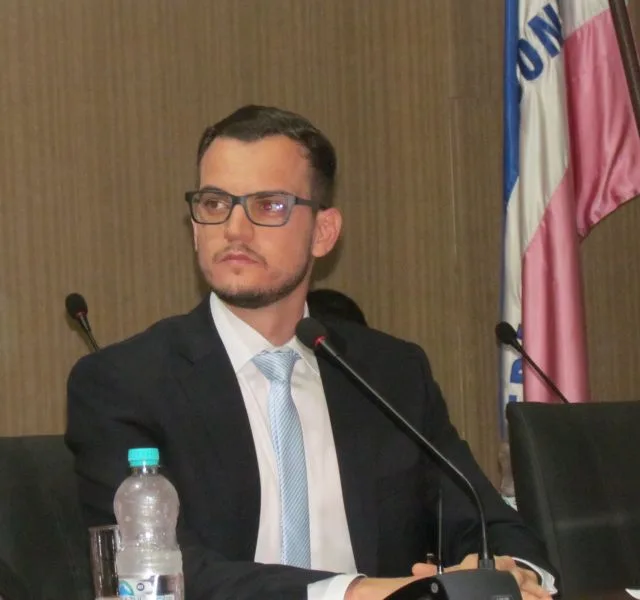 Mais que salários para vereadores de Aracruz