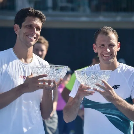 Melo e Kubot vencem final e abrem temporada com título em Sydney