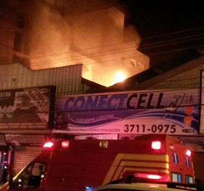 Incêndio destrói loja de plásticos em Colatina