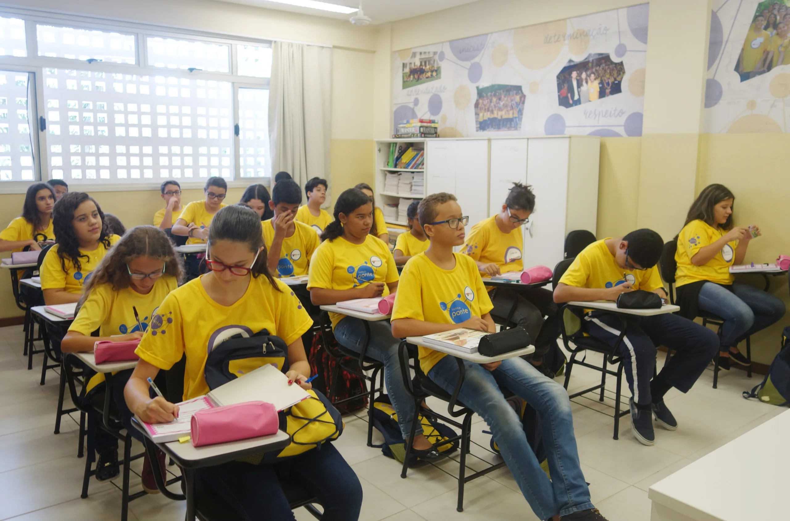 Programa do Instituto Ponte é a ligação entre o sonho do estudante ao futuro profissional