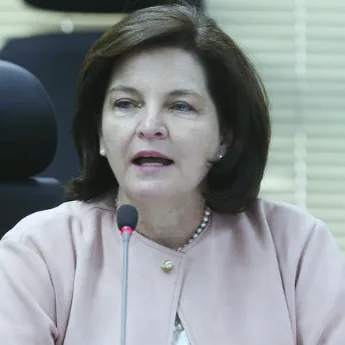 MP fica lado dos cidadãos para assegurar que todos são iguais, diz Raquel Dodge