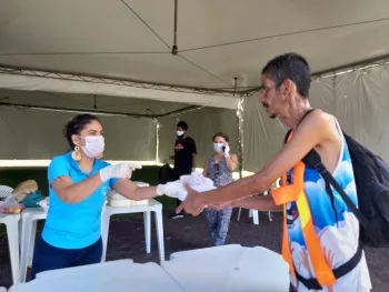 Coronavírus: Tenda do Bem na Praça do Papa