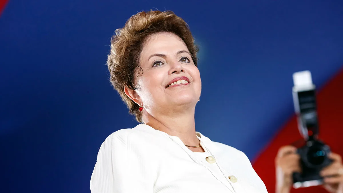 Vaquinha para pagar viagens de Dilma supera R$ 500 mil em 2 dias