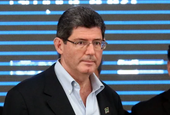 Saiu? Joaquim Levy deixa reunião no Palácio do Alvorada sem falar com a imprensa