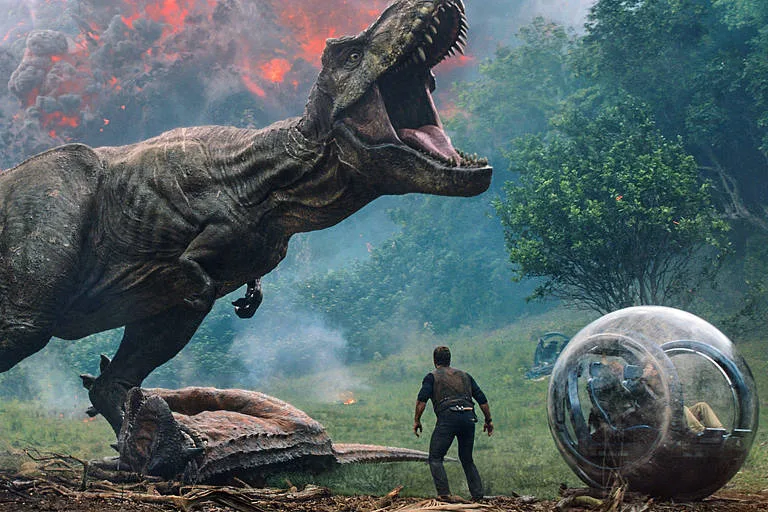 'O Amante Duplo' e 'Jurassic World: Reino Ameçado' estão entre estreias de cinema