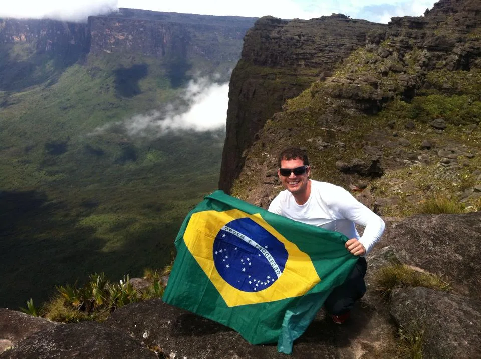 Amigos lamentam morte de capixaba em acidente aéreo em Roraima