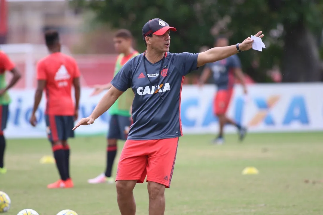 Após levar 4 a 2 do Figueirense, Zé Ricardo exibe confiança em avanço do Fla no Klebão