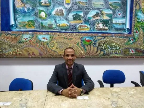 Presidente da Câmara de Guarapari se lança como pré-candidato à prefeitura