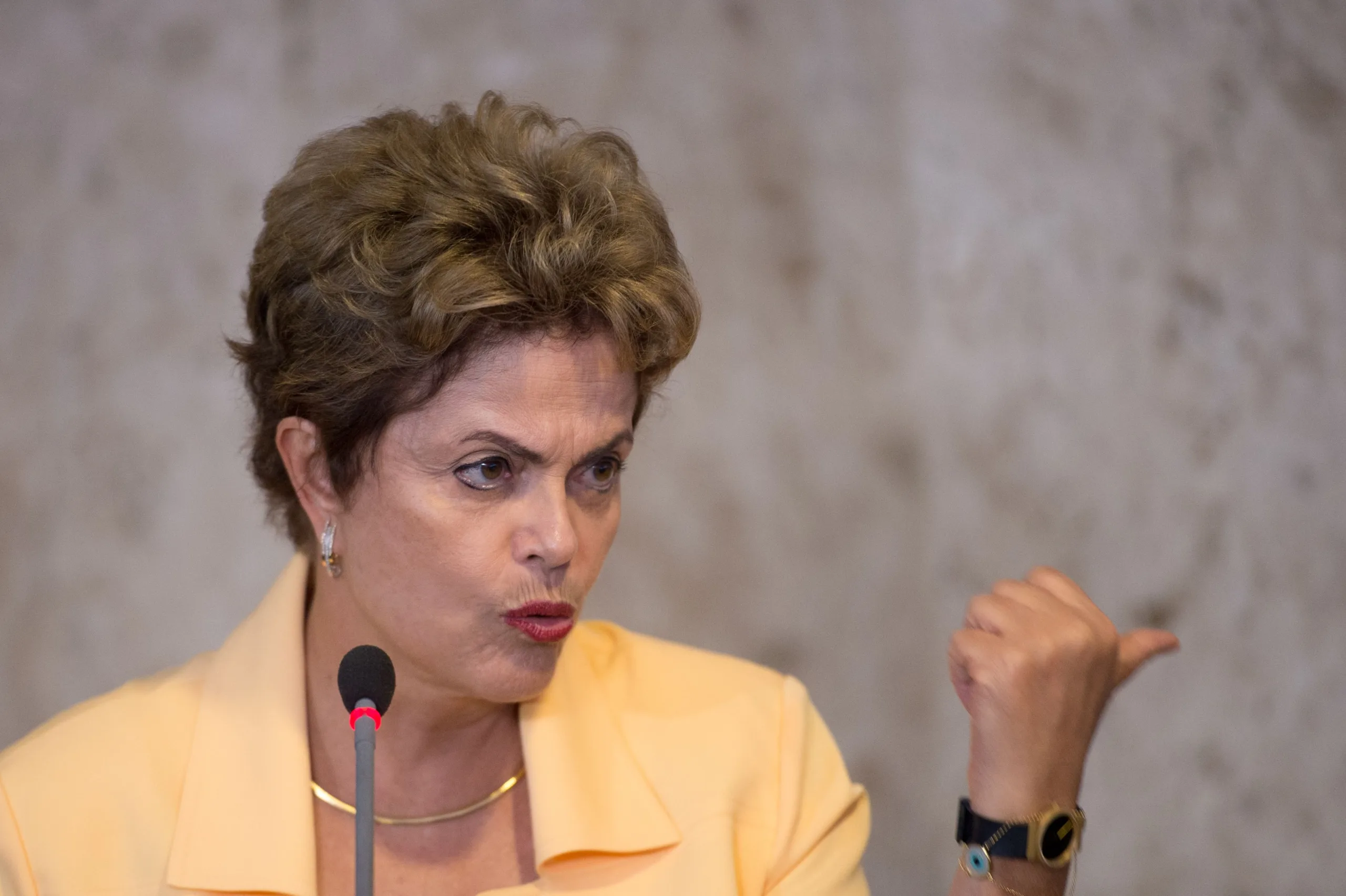 A Presidenta Dilma Rousseff recebe os 56 competidores do Brasil na 43ª edição da WorldSkills, a olimpíada internacional de profissões técnicas ( Marcelo Camargo/Agência Brasil)