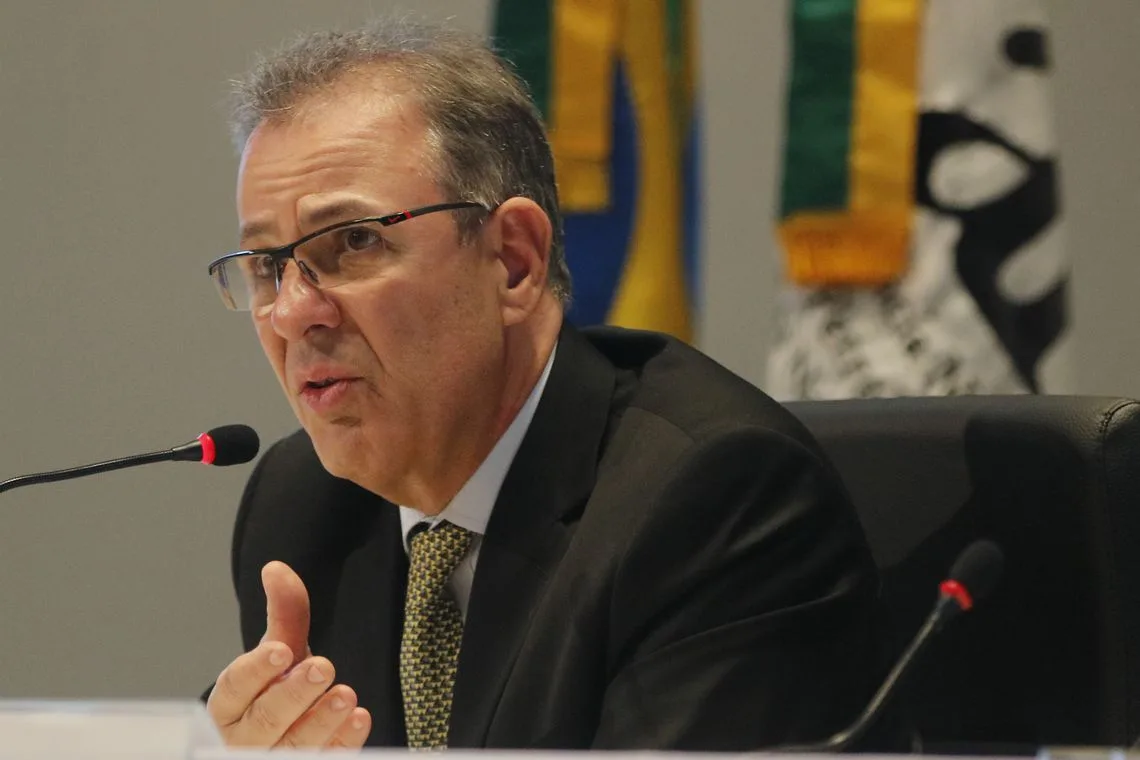 O ministro de Minas e Energia, Bento Albuquerque, fala à imprensa após 16ª Rodada de Licitações em regime de concessão para exploração de petróleo e gás natural em cinco bacias da costa do Brasil.